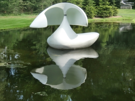 De Hoge Veluwe : Skulpturenpark, Skulptur "flottante" von Marta Pan